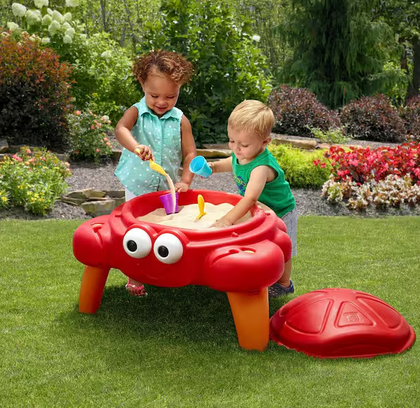 Crabbie Sand Table with Fitted Protective Cover