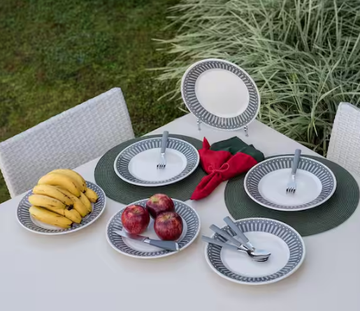 Actual 10.24" Black and Ivory Dinner Plates (Set of 6)