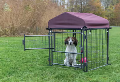 Deluxe Outdoor Dog Kennel with Cover, Small